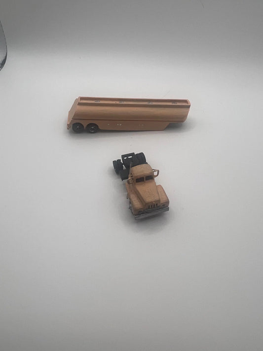 N scale 1953-1972 International RD190 fuel tanker kit
