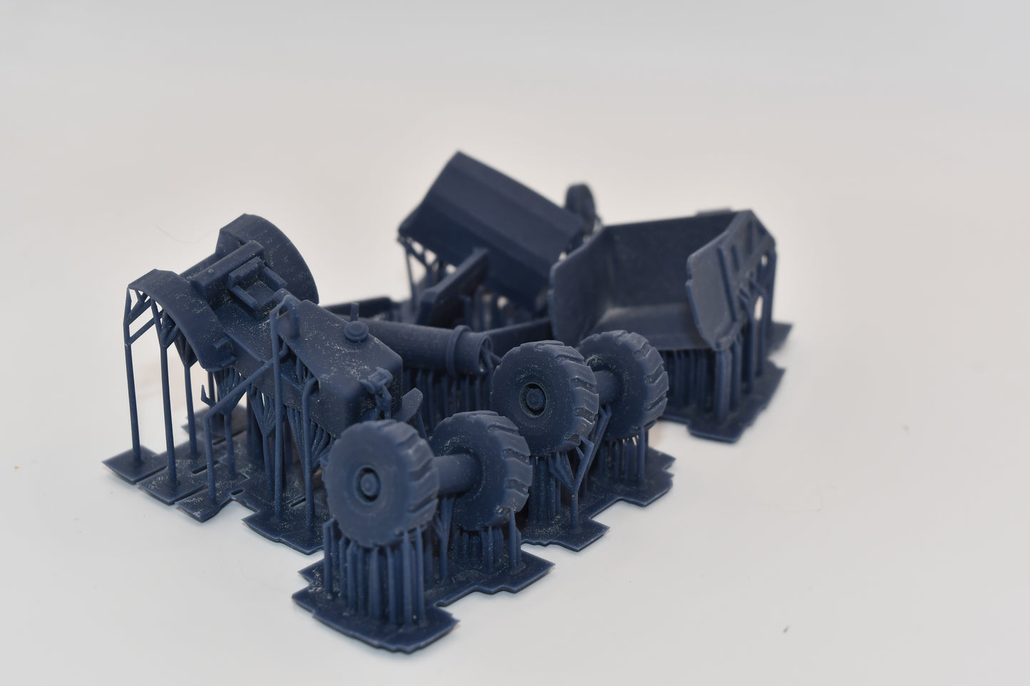 N Scale Belly pan Cat DW20 open cab and posable Pan