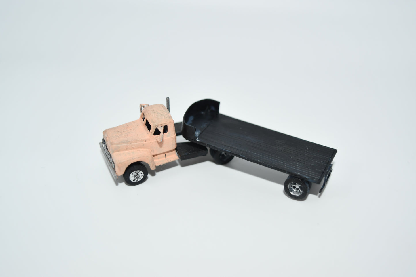 1920s to 1970s N scale flat trailers