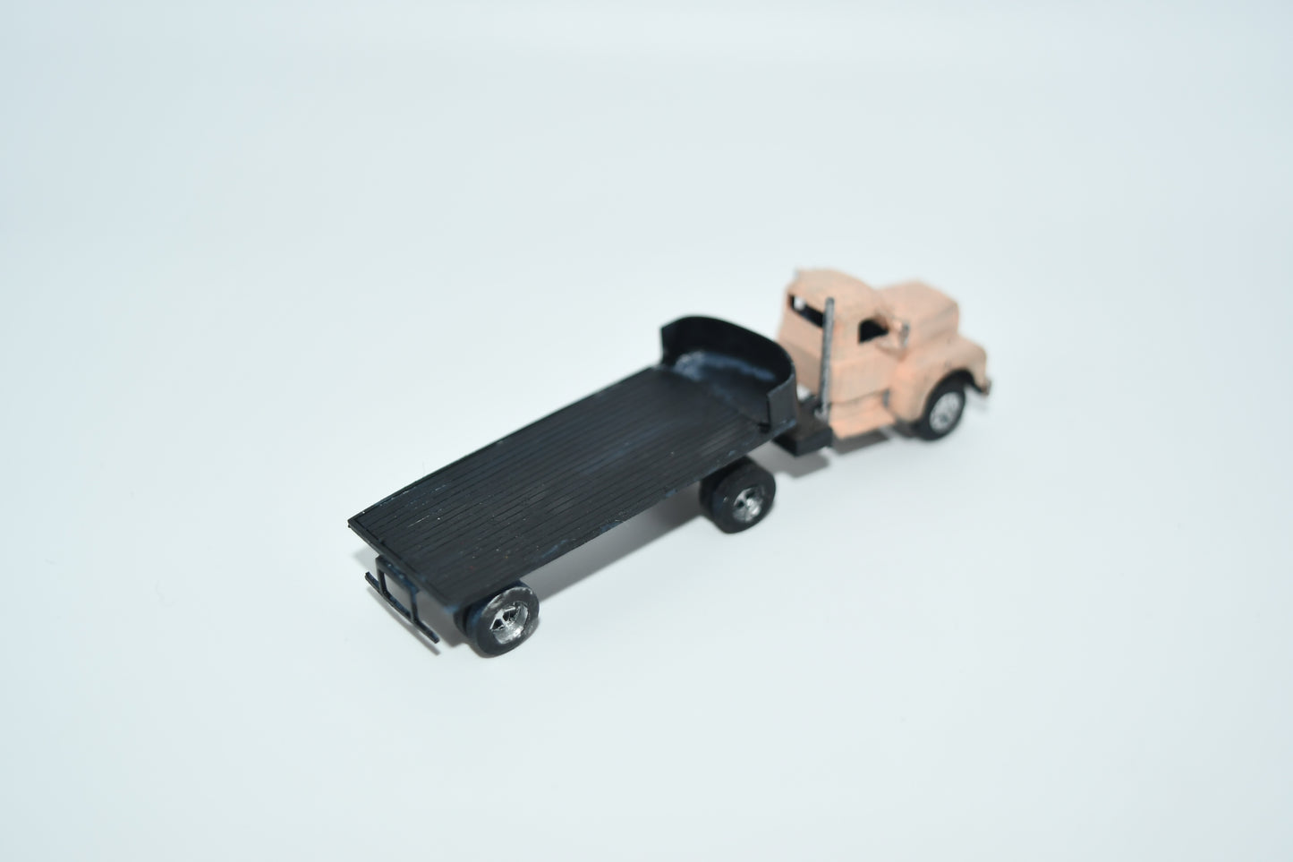 1920s to 1970s N scale flat trailers