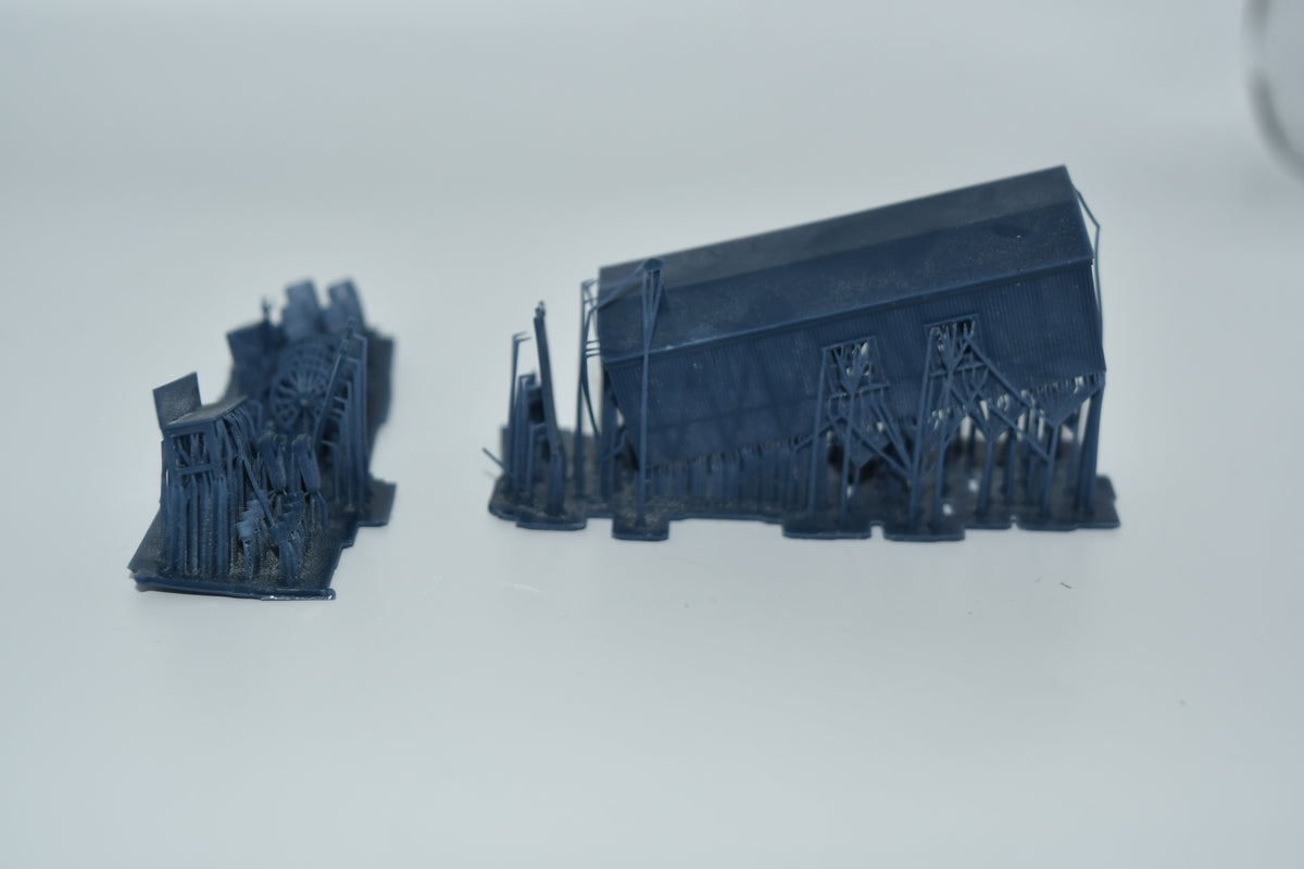 Trackside workshop in N scale