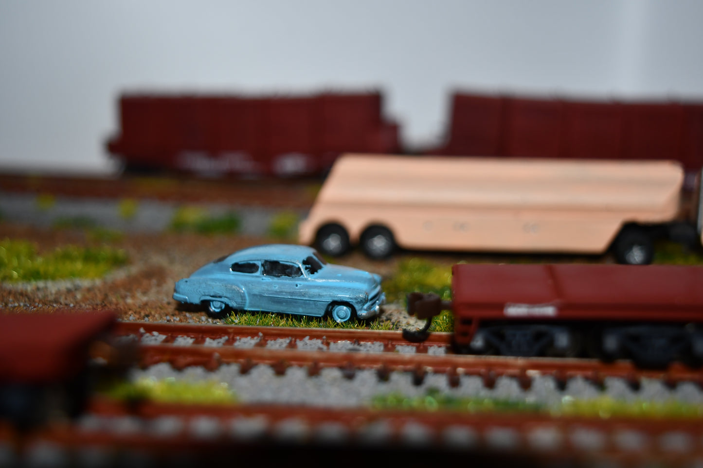 N scale resin cars from the 1950s. Including two 55-57 Chevys and two 51 Chevys