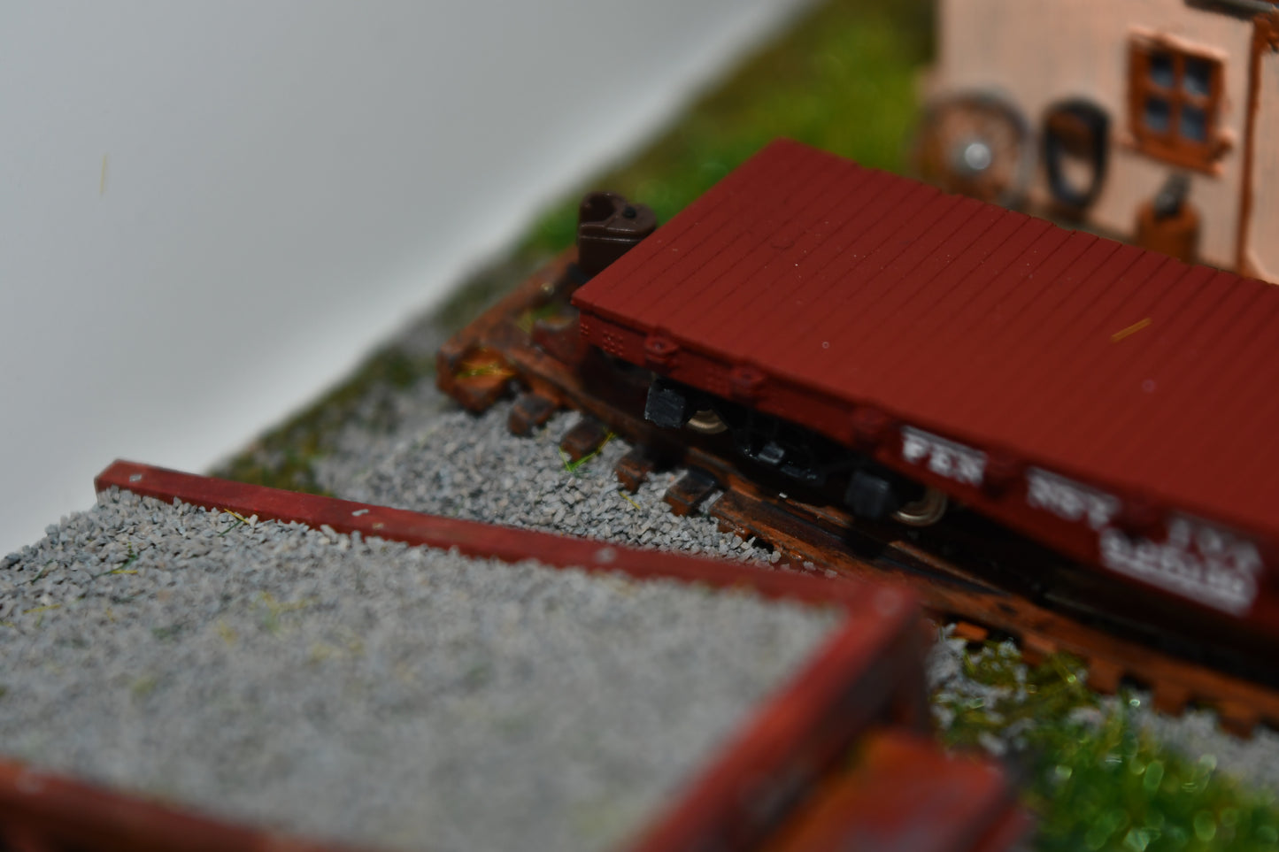 N scale Saunders style track bumper kit
