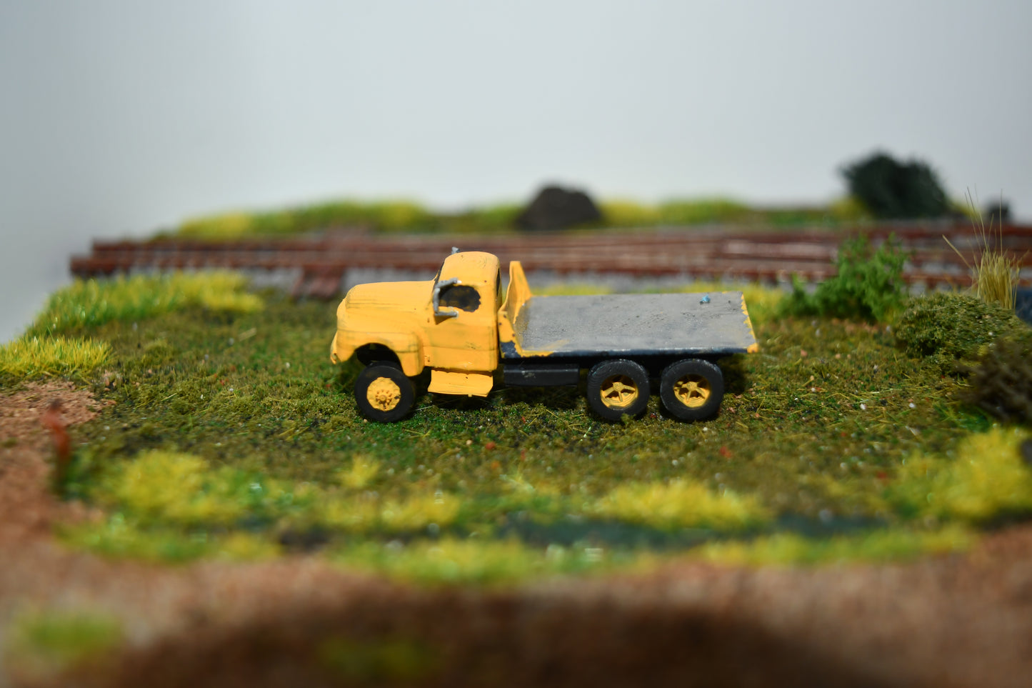 1948-1951 Ford F6 flat and dump trucks kit