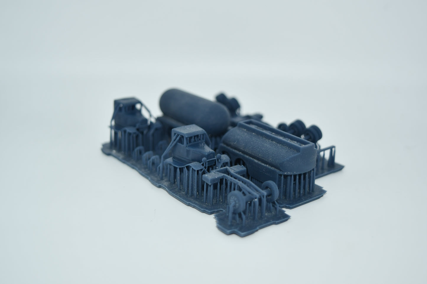 N scale 32 Ford fuel oil and propane trucks kit