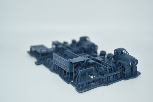 N scale 1953-1972 International RD190 flatbed and dump truck kit