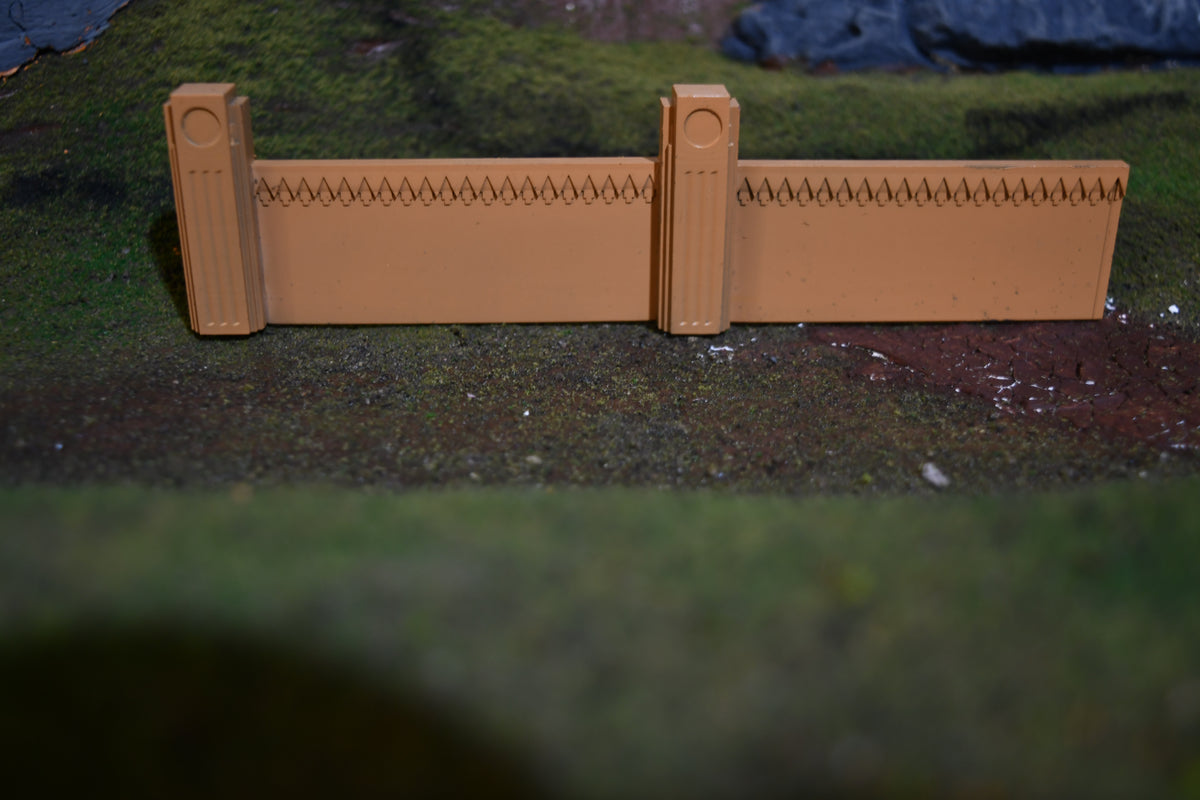 Art deco retaining wall in N scale
