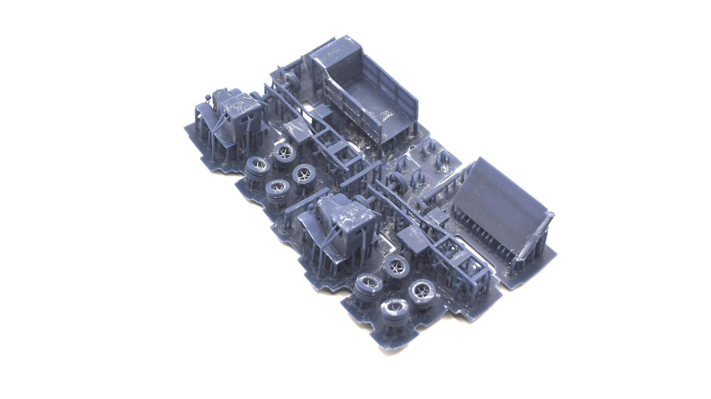 N scale1932 Ford flat bed and dump truck kit