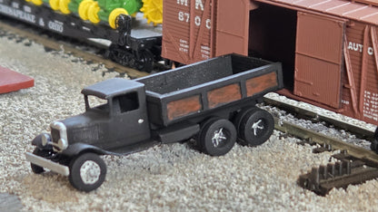 N scale1932 Ford flat bed and dump truck kit