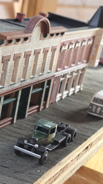N scale 1932 Ford Box truck and tractor truck kit