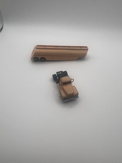 N scale 1953-1972 International RD190 fuel tanker kit